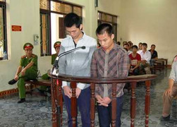 Đang xử 2 kẻ giết người, cướp tiệm vàng ở Hưng Yên