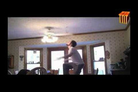 Tổng hợp những trò nghịch dại và tai nạn hài hước