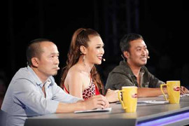 Giám khảo Vietnam Idol bóng gió giễu báo giới