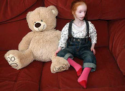 Chùm ảnh nữ sinh tiểu học chỉ nặng có ...4 kg