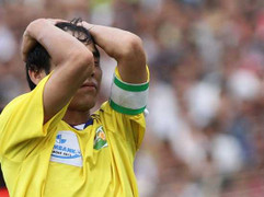 V-League có thể bị hoãn: Vỗ ngực... xin làm lại