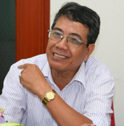 'Bóng đá Việt trọng nam khinh nữ'