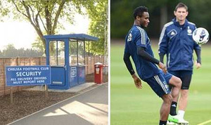 Chelsea: Sau dao, súng, lựu đạn là... trộm cắp