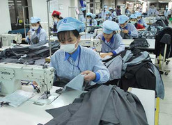 Tiếp tục gia hạn khoảng 4.000 tỷ tiền thuế cho DN