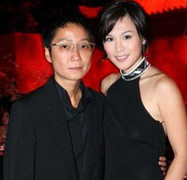 Thế giới 24h: Con gái tỷ phú 'lụt' trong lời cầu hôn