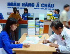 Sếp cũ bị bắt, ACB, Eximbank vẫn 'hút' tiền của dân