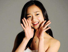 'Lưu Diệc Phi Hàn Quốc' xinh miễn chê trên sàn tập