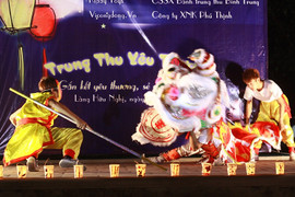 Những hình ảnh không thể quên đêm Trung Thu