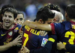 Fabregas- Villa tỏa sáng, Barca tránh bi kịch Real