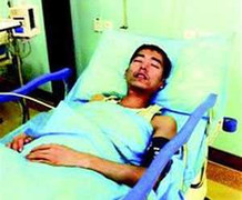 Ăn liền 12 bánh trung thu, một thanh niên bị liệt