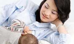Chăm sóc ngực thế nào sau khi “vượt cạn”?