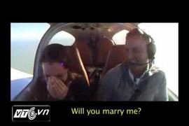 Phi công giả vờ máy bay gặp sự cố để tỏ tình