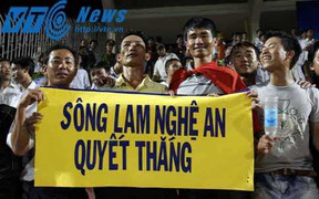 Vé chợ đen trận SLNA-Ninh Thuận đội lên 50 lần!