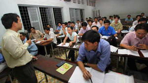 Tuyển công chức không phân biệt chính quy hay tại chức