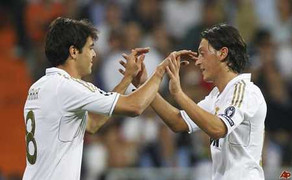 Bài toán Siêu kinh điển của MOU: Ozil, Kaka hay Modric?