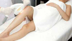 Mách nước cho chị em có lông chân dài, ngại mặc váy