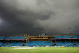 Lại chuyện bán lúa để tậu… Iphone