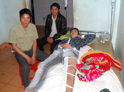 Container đấu đầu xe khách, 4 người thương vong