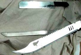 Côn đồ đại náo nhà dân, chém người trọng thương