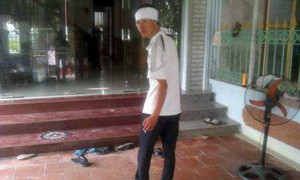 Hà Nội: Con trai nợ tiền, bố bị đâm tử vong