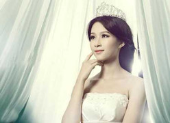 Đứng cạnh Ngọc Trinh, Thu Thảo bị lợi dụng?