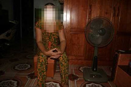 Vũ sư quay clip tống tình qua ký ức người vợ cả