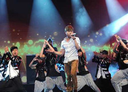 Giọng ca khủng và tranh cãi đường biên âm nhạc