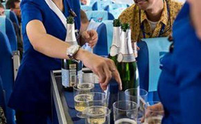 Thú nhận gây sốc của nữ tiếp viên hàng không