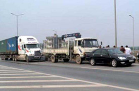 Hà Nội: Tai nạn liên hoàn trên đường vành đai 3