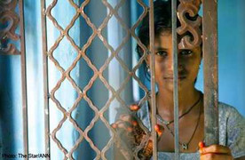 Cuộc đời đầy nước mắt của nữ sinh bị bố mẹ ép cưới sớm