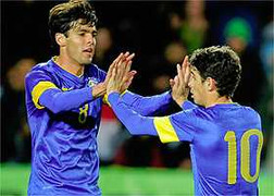 Brazil 6-0 Iraq: Neymar-Oscar giúp Kaka tỏa sáng