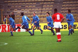 Tuyển Anh: Ám ảnh siêu tí hon San Marino