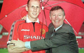 Tiết lộ động trời: Alex Ferguson tung dịch bệnh ngã vờ?