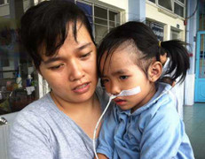 Mắc tay chân miệng, ba chị em ruột nguy kịch