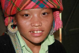 Kinh ngạc nơi phụ nữ tuổi 30 là thành bà cụ