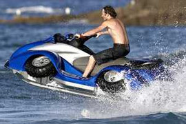 Khám phá xe ‘vừa chạy vừa bơi’ giá gần tỷ đồng