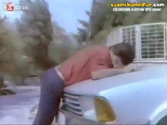 Màn diễn bị ô tô đâm tệ nhất lịch sử