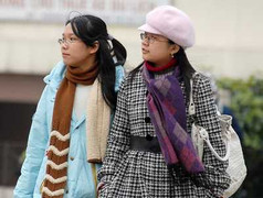 Miền Bắc trời rét, có mưa rào và giông