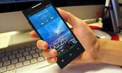 Lộ ảnh smartphone mỏng, mạnh nhất thế giới
