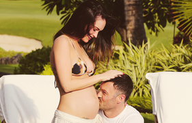 Kiều nữ Megan Fox khoe niềm vui làm mẹ