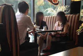 Phụ nữ trẻ Trung Quốc bán... trứng lấy trăm triệu