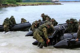 Ngại Trung Quốc, Nhật-Mỹ hủy tập trận chiếm đảo