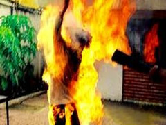 Đến nhà người tình đổ xăng tự thiêu vào ngày 20/10