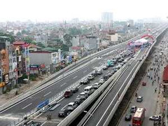 Video: Thông xe đường trên cao hiện đại nhất VN