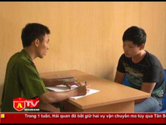 Mang dùi cui, sắm bộ đàm 'xịn' giả lực lượng 141