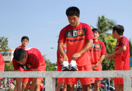 VFF Cup 2012 còn một ngày: Quẳng gánh lo đi mà lên ngôi
