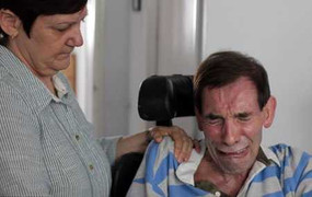 Tuyệt thực tới chết để ủng hộ luật cái chết tự nguyện