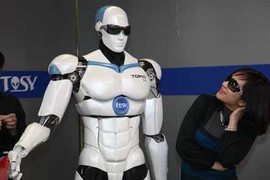 Tọa đàm: Việt Nam phát triển ngành robot như thế nào?