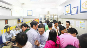 Đổ xô kiểm định chất lượng vàng SJC