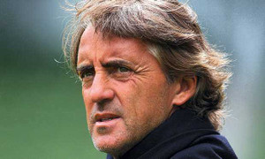 Khủng hoảng, Man City cần món quà gì ở ông già Noel?